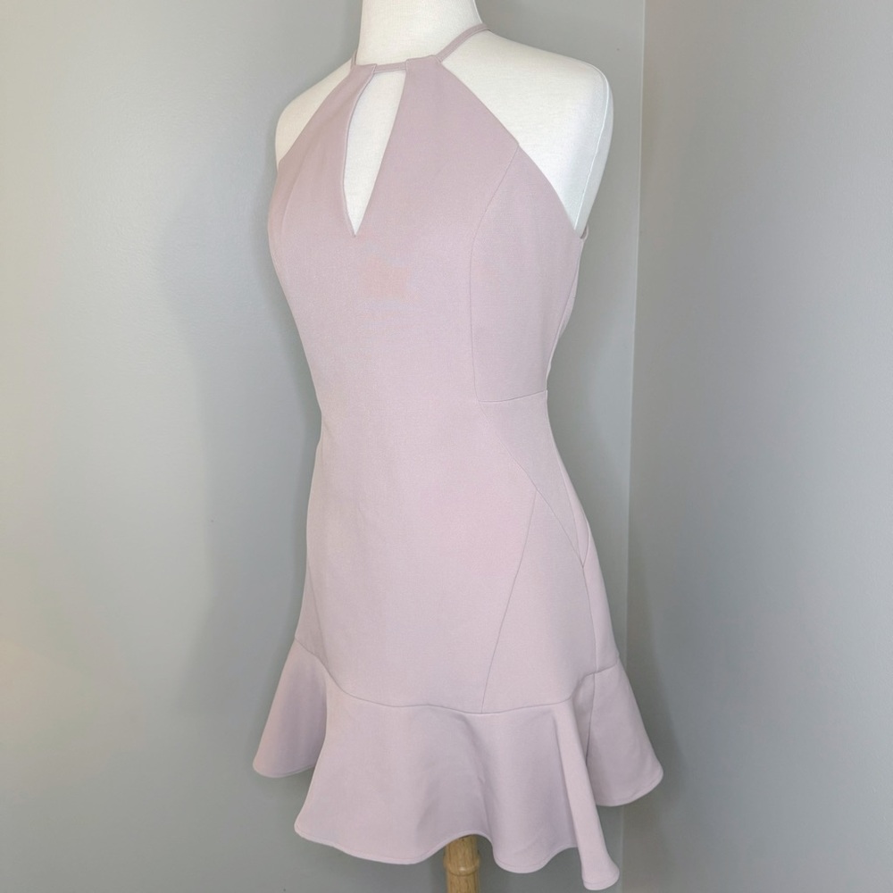 Express sophisticated Mini Pink Halter Dress🌞